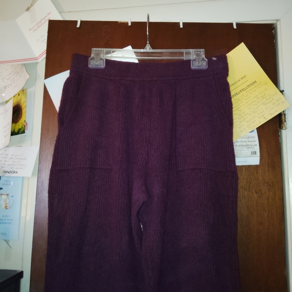 ATHLETA Plum Ribbed Flare Pants - Large - Picture 5 of 8